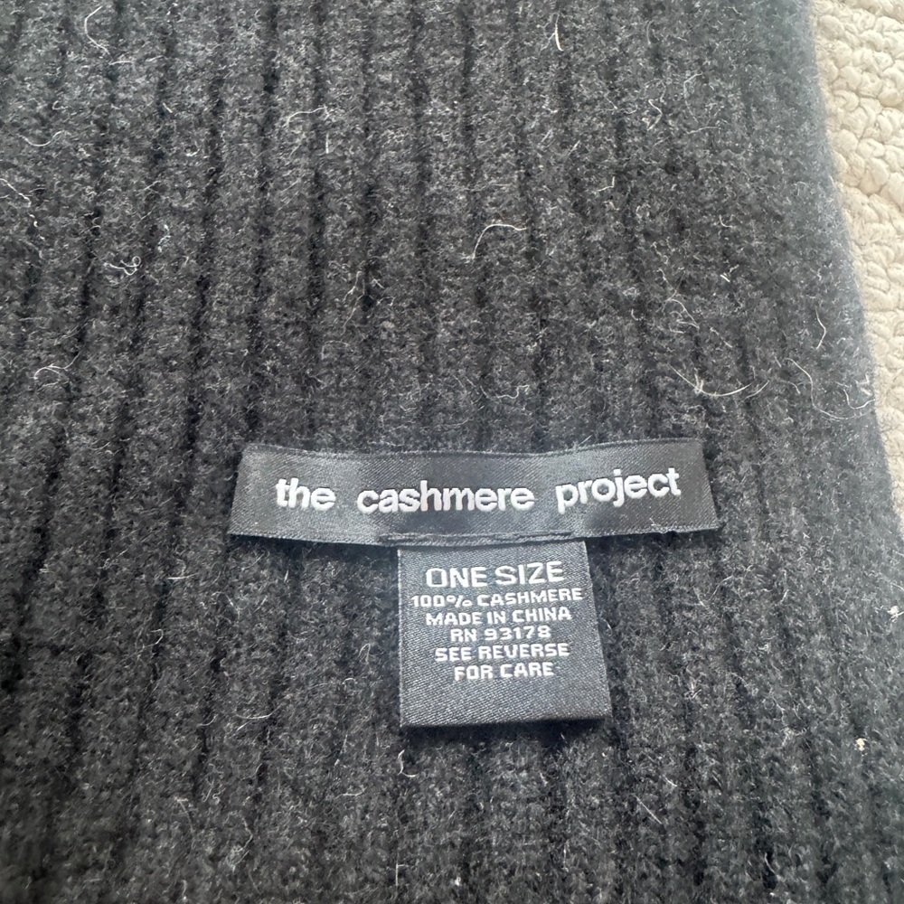 The Cashmere Project Black Ribbed Scarf - Picture 2 of 3